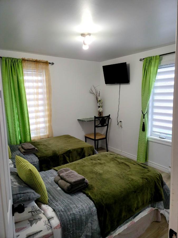 Downtown Apartment Next To Highway Netflix+Wifi Edmundston Exteriér fotografie